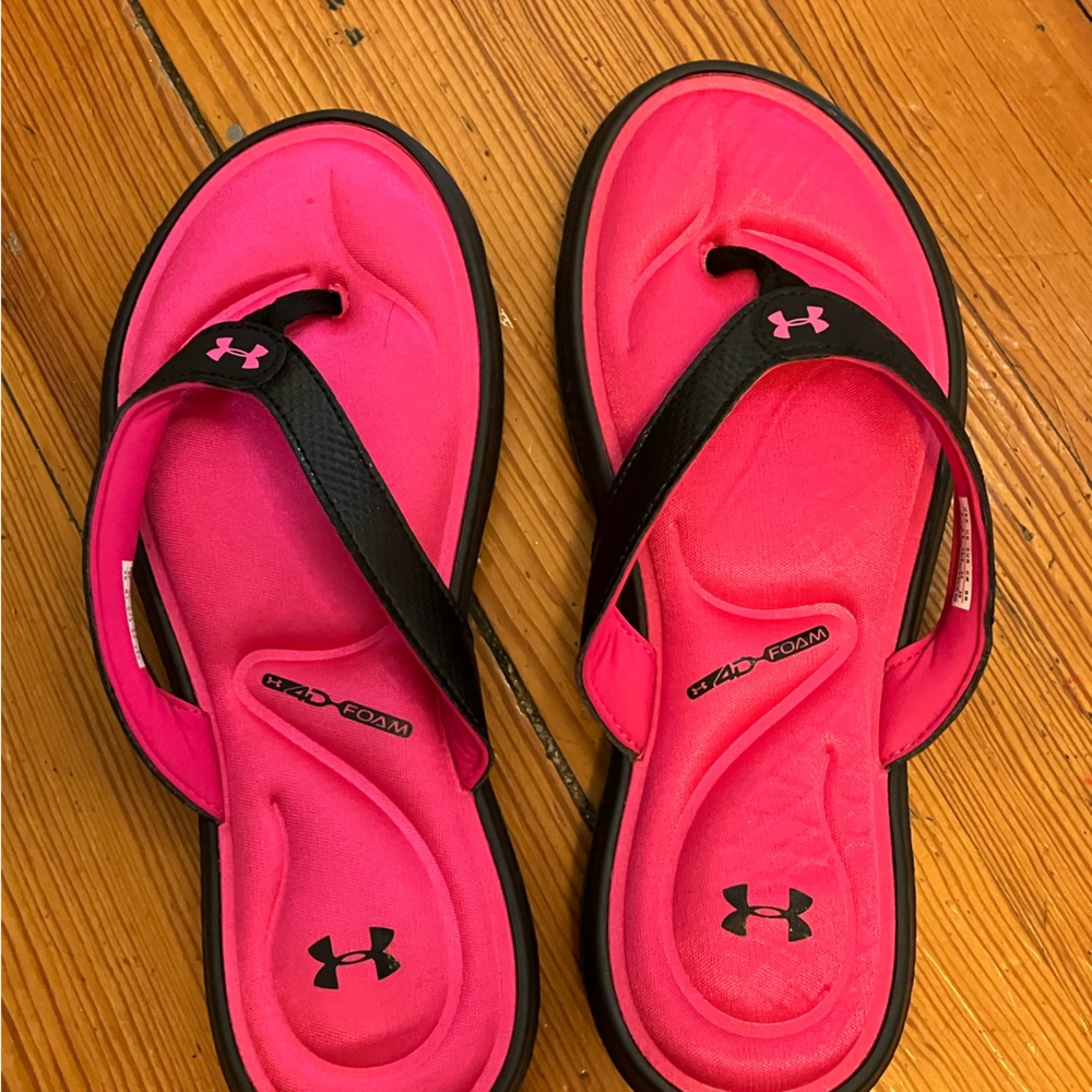 New Under Armour sandales
